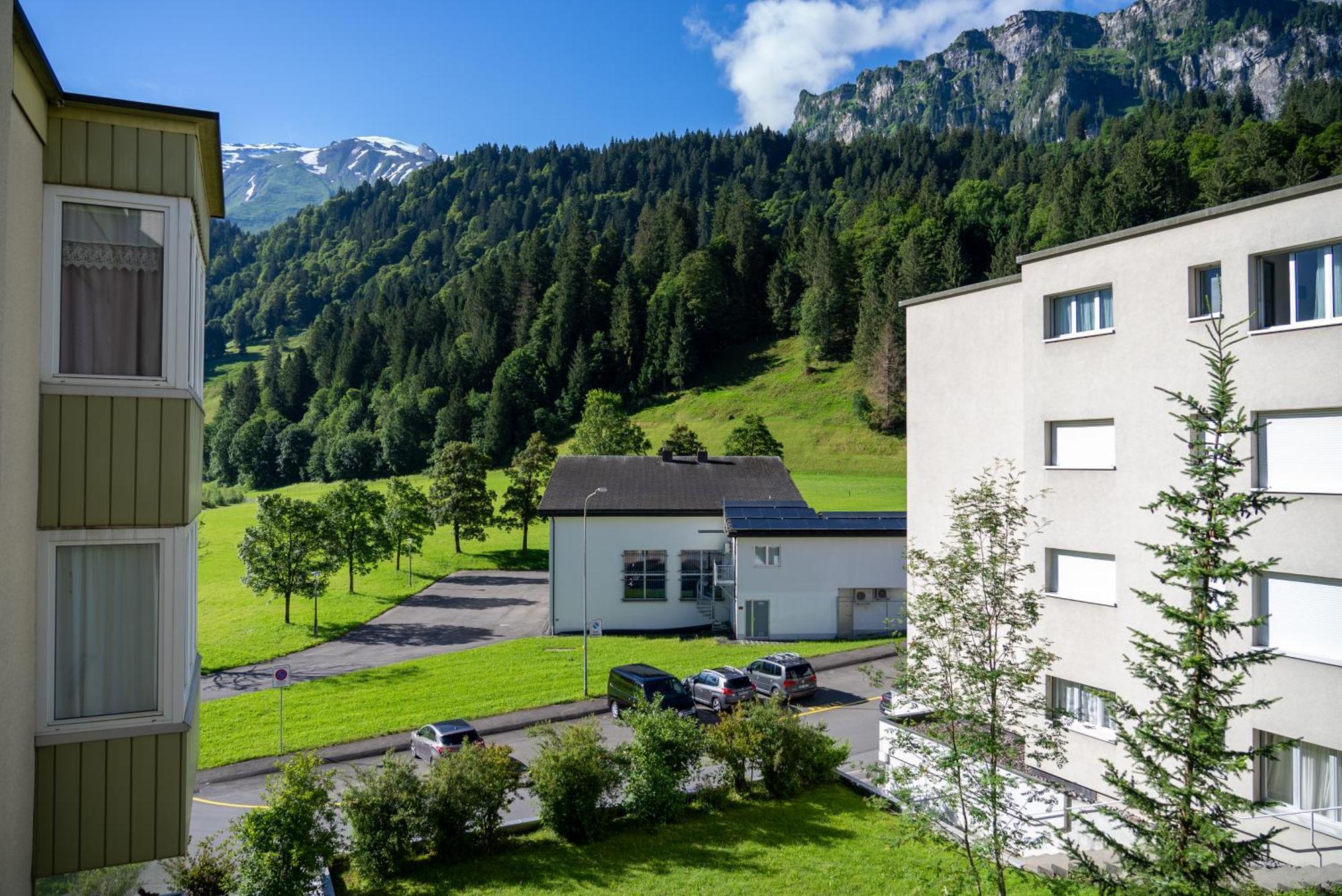 Spacious 2 Bedroom Apartment Engelberg Exterior photo